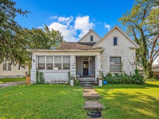 Foreclosed Home - 30 W COLLEGE ST, 65605