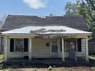 Foreclosed Home - 204 JASPER ST, 65605