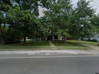 Foreclosed Home - 605 E BROADWAY ST, 65613
