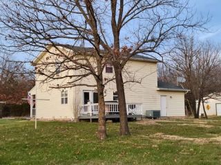 Foreclosed Home - 1540 E 380TH RD, 65613