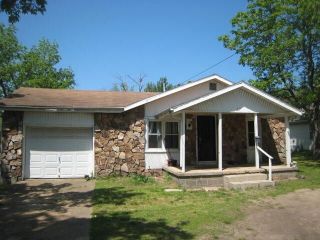 Foreclosed Home - 421 N GARY AVE, 65613