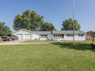 Foreclosed Home - 1411 E 490TH RD, 65613
