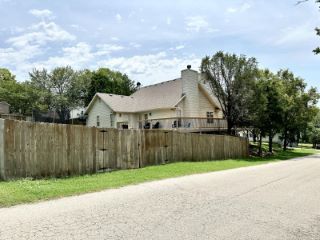 Foreclosed Home - 368 SHERRY LN, 65616