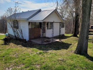 Foreclosed Home - 402 N HAW ST, 65622