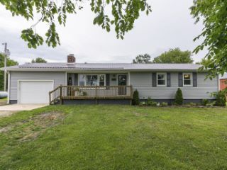 Foreclosed Home - 1924 N MAPLE ST, 65622
