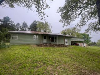 Foreclosed Home - 9087 COUNTY ROAD 354, 65626