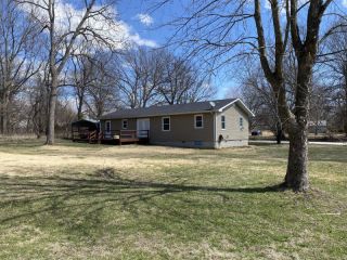 Foreclosed Home - 341 CATALPA ST, 65635