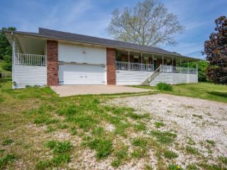 Foreclosed Home - 1400 SAWMILL RD, 65669
