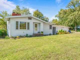 Foreclosed Home - 133 N KAYS LN, 65672