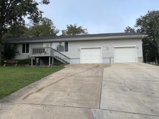 Foreclosed Home - 363 GREENBRIER DR, 65672