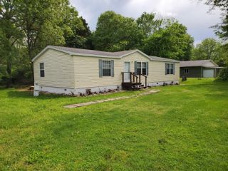 Foreclosed Home - 320 CLAYTON RD, 65679