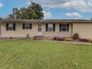 Foreclosed Home - 114 N WESTVIEW DR, 65705