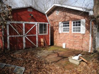Foreclosed Home - 415 N LOCUST ST, 65706