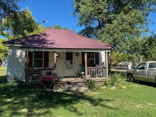 Foreclosed Home - 605 W SCOTT ST, 65711