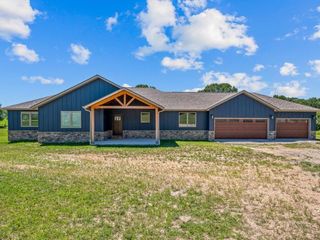 Foreclosed Home - 852 NIANGUA RD, 65713