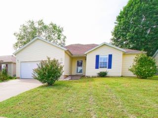 Foreclosed Home - 879 S TIMBER RIDGE DR, 65714