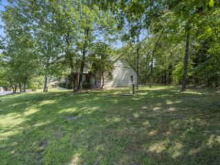 Foreclosed Home - List 101264356