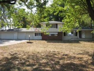 Foreclosed Home - 1301 S ILLINOIS AVE, 65738