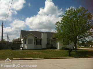 Foreclosed Home - 427 N COTTONWOOD AVE, 65738
