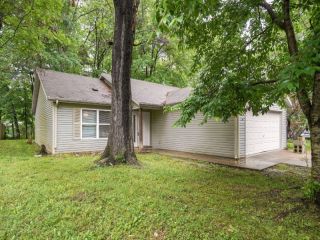 Foreclosed Home - 1009 HAWTHORNE ST, 65740