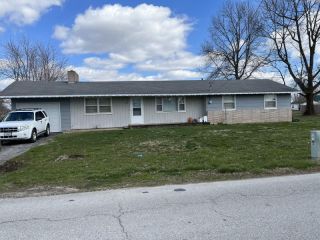 Foreclosed Home - 420 S WATER ST, 65746