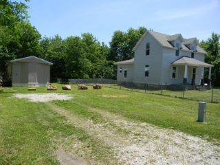 Foreclosed Home - 194 RED CLOVER RD, 65757