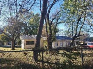 Foreclosed Home - 256 N 3RD ST, 65769