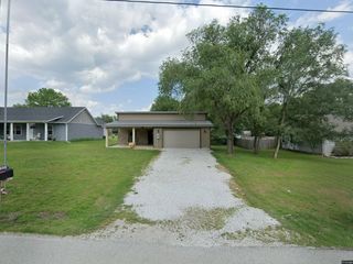 Foreclosed Home - 820 S MILLER RD, 65781