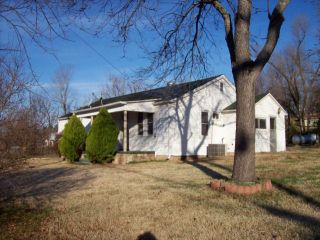 Foreclosed Home - 108 WYANDOTTE, 65791