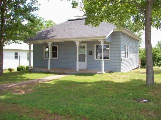 Foreclosed Home - 716 N CENTER ST, 65793