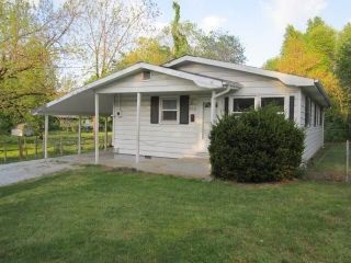 Foreclosed Home - 636 S GOLDEN AVE, 65802