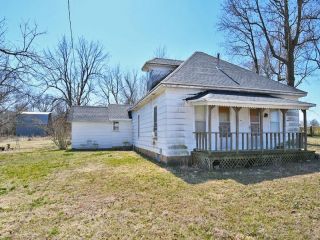 Foreclosed Home - 9298 W STATE HIGHWAY EE, 65802