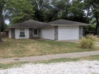 Foreclosed Home - 2811 W COLLEGE ST, 65802