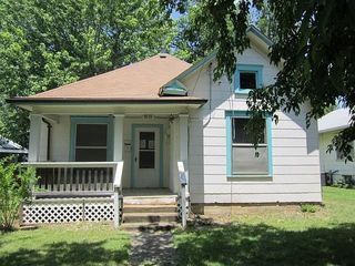 Foreclosed Home - 2121 W OLIVE ST, 65802