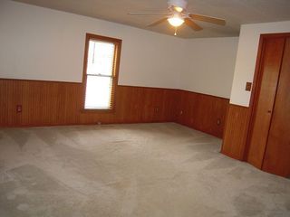 Foreclosed Home - 652 S BARNES AVE, 65802