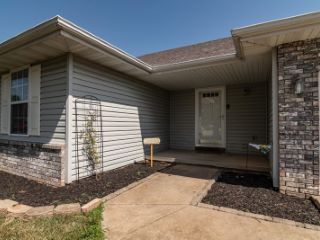 Foreclosed Home - 5415 W JOSH ST, 65802