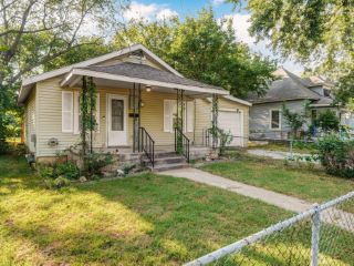 Foreclosed Home - 1211 N FOREST AVE, 65802