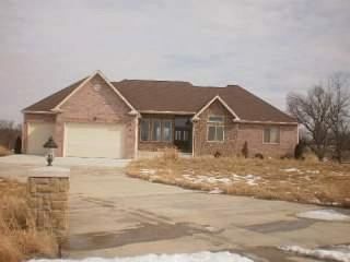 Foreclosed Home - List 100009860