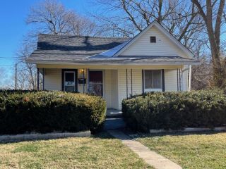 Foreclosed Home - 2258 N CONCORD AVE, 65803