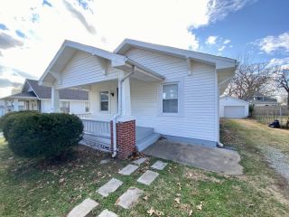 Foreclosed Home - 2141 N FREMONT AVE, 65803