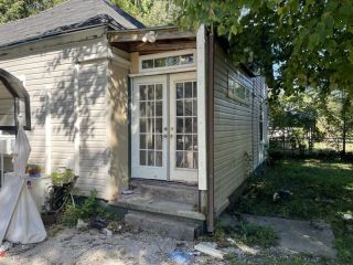 Foreclosed Home - 2507 E ATLANTIC ST, 65803