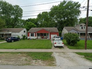 Foreclosed Home - 1619 N WAVERLY AVE, 65803
