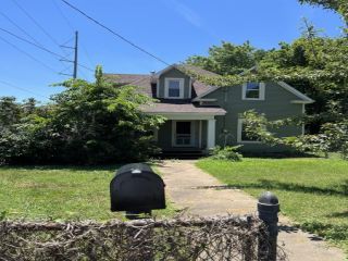 Foreclosed Home - 1600 W LEE ST, 65803