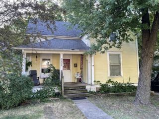 Foreclosed Home - 2133 N LYON AVE, 65803