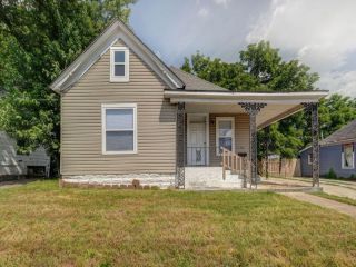 Foreclosed Home - 1530 N NATIONAL AVE, 65803