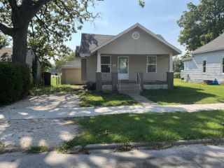 Foreclosed Home - 2111 N RAMSEY AVE, 65803