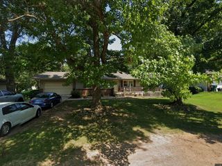 Foreclosed Home - 3211 E INDEPENDENCE ST, 65804