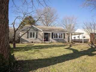 Foreclosed Home - 1707 S FAIRWAY AVE, 65804