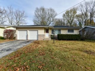 Foreclosed Home - 1910 S SAINT CHARLES AVE, 65804