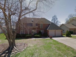 Foreclosed Home - 2460 E RAYNELL ST, 65804